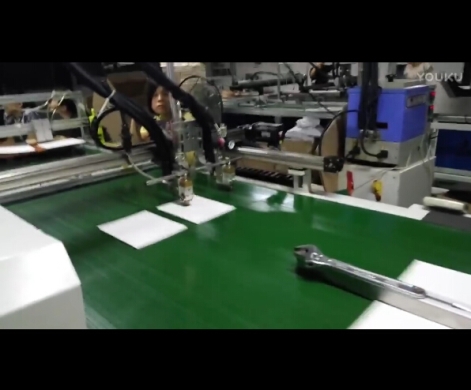 紙板在線點(diǎn)熱熔膠